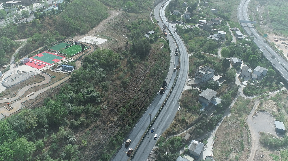 長(zhǎng)道如弦，撥啟新章——G108線利州區(qū)瓷窯鋪至天立學(xué)校路口段大修工程項(xiàng)目建設(shè)側(cè)記